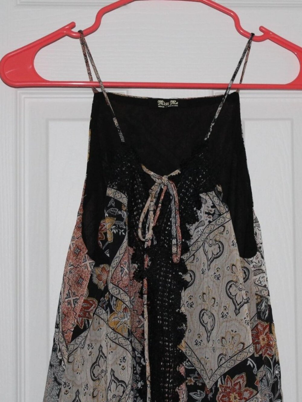 Miss Me Camisole featuring a laceup Neckline, Mixed Paisley/Floral Design, Sz M